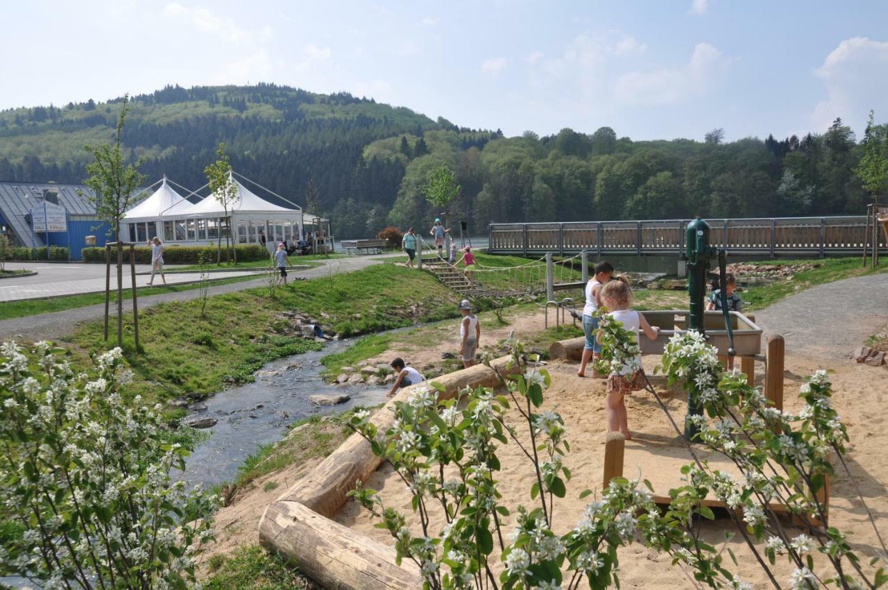 Eifel Landhaus Seeblick Hotel Biersdorf Buitenkant foto