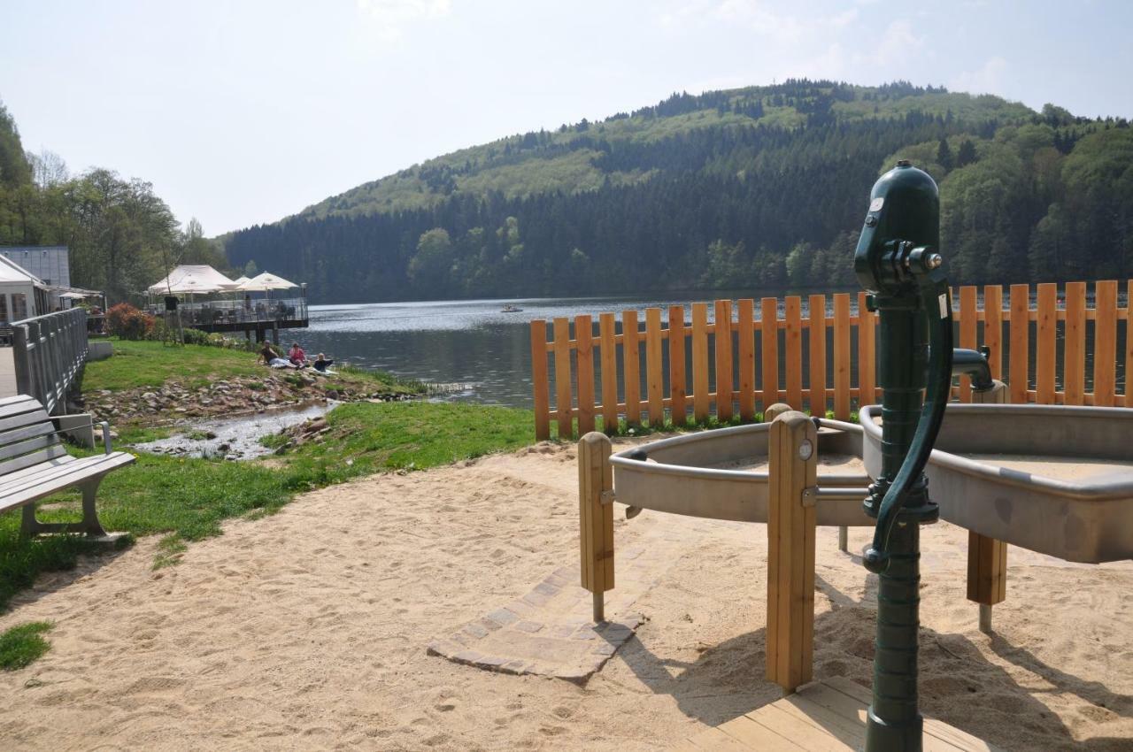 Eifel Landhaus Seeblick Hotel Biersdorf Buitenkant foto