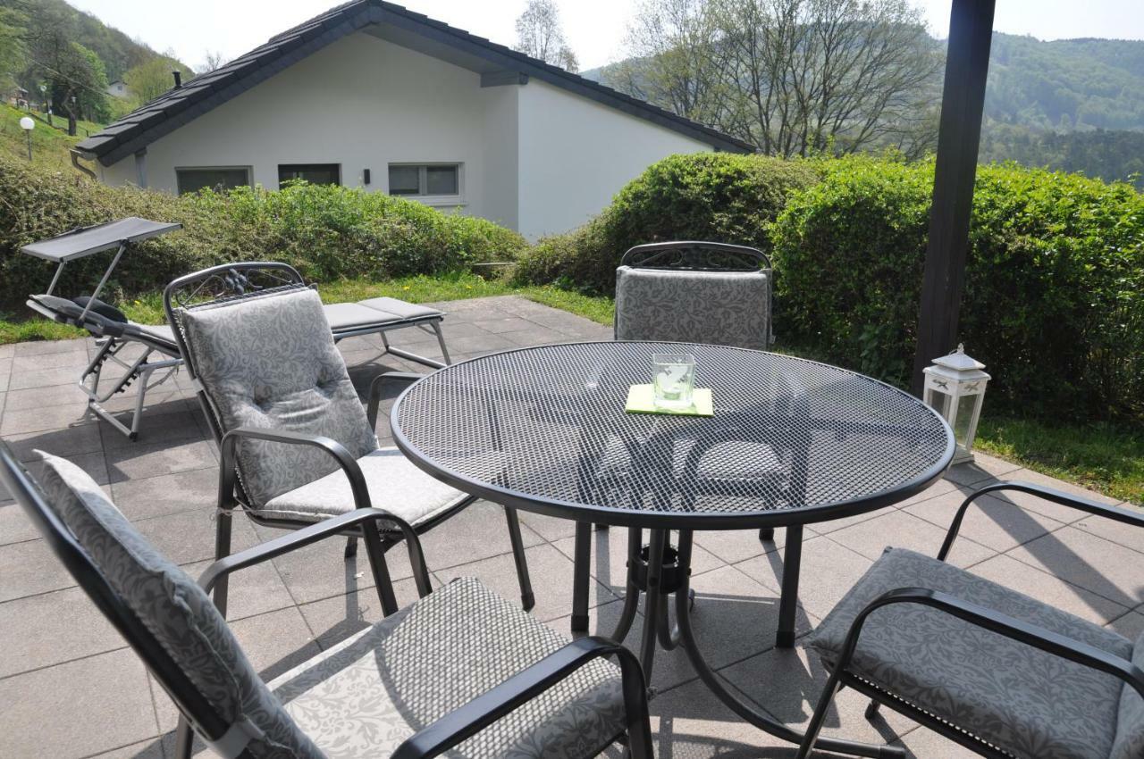 Eifel Landhaus Seeblick Hotel Biersdorf Buitenkant foto